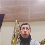 Profesor de música con más de quinze años de experiencia se ofrece para dar clases de trombón, bombardino y tuba para todos los niveles